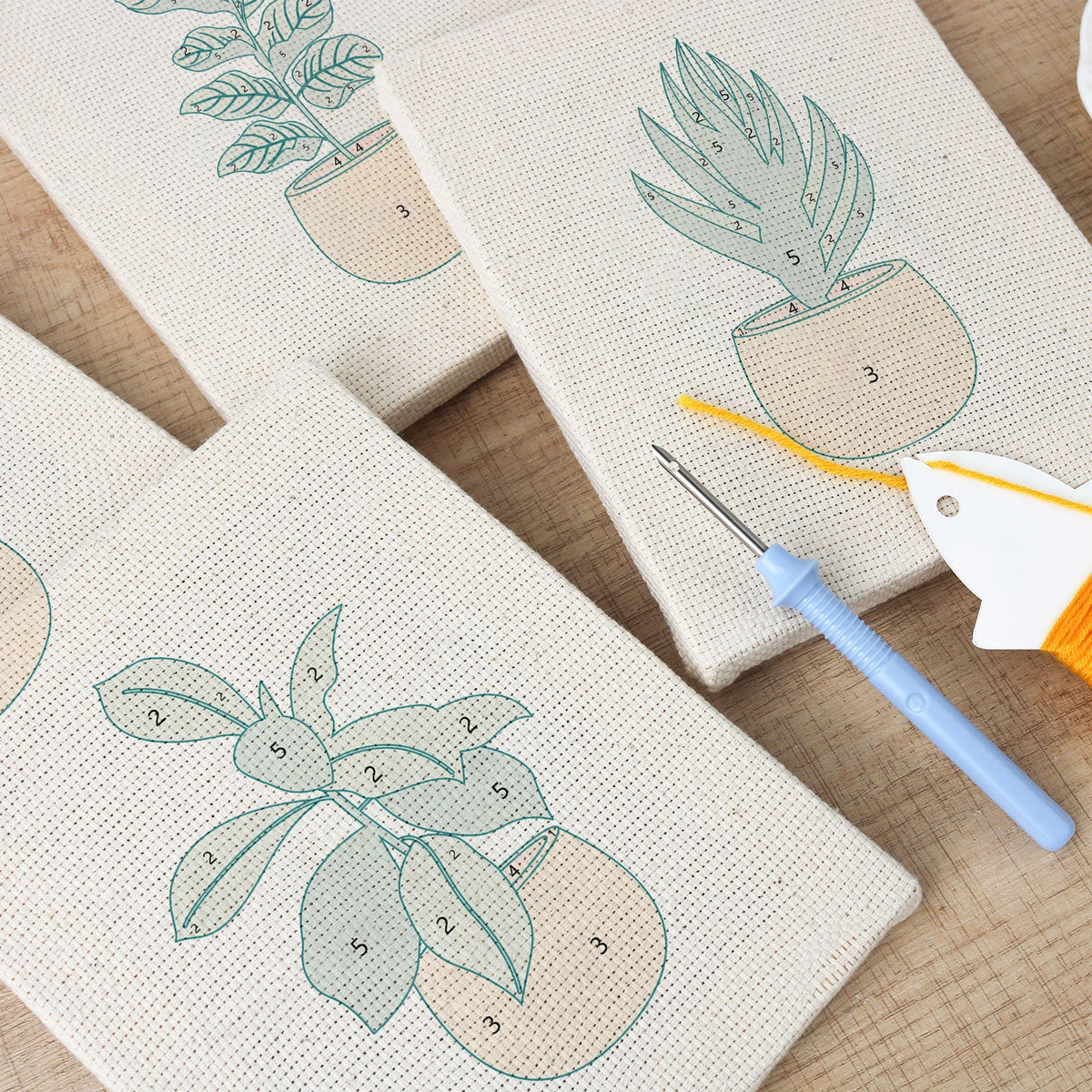 Coffret punch needle 4 pièces Earthy Greens