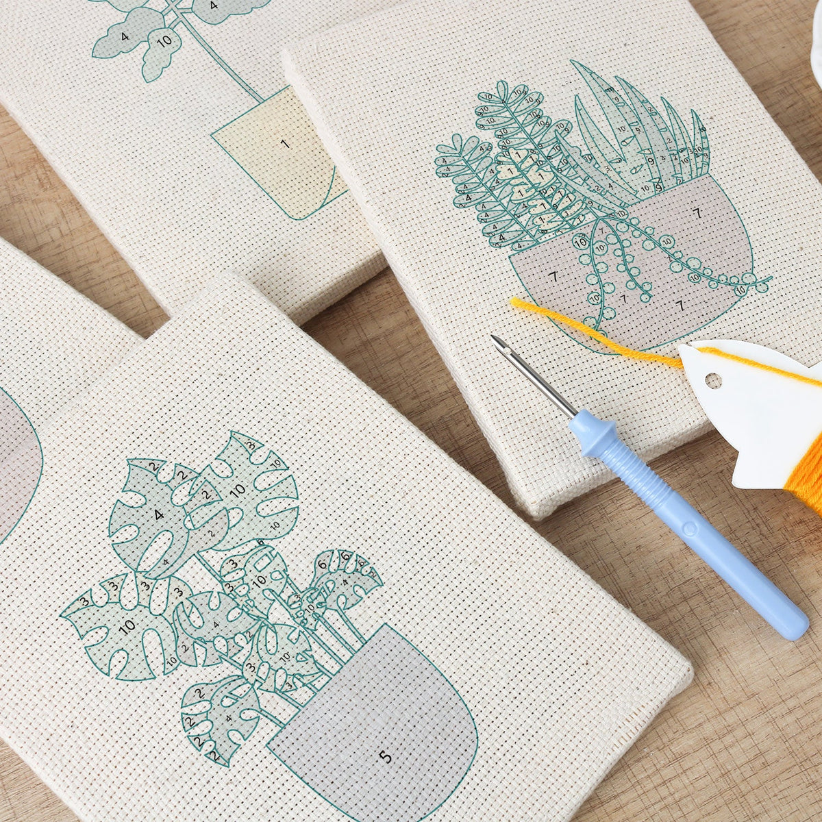 Coffret punch needle 4 pièces Tranquil Greens