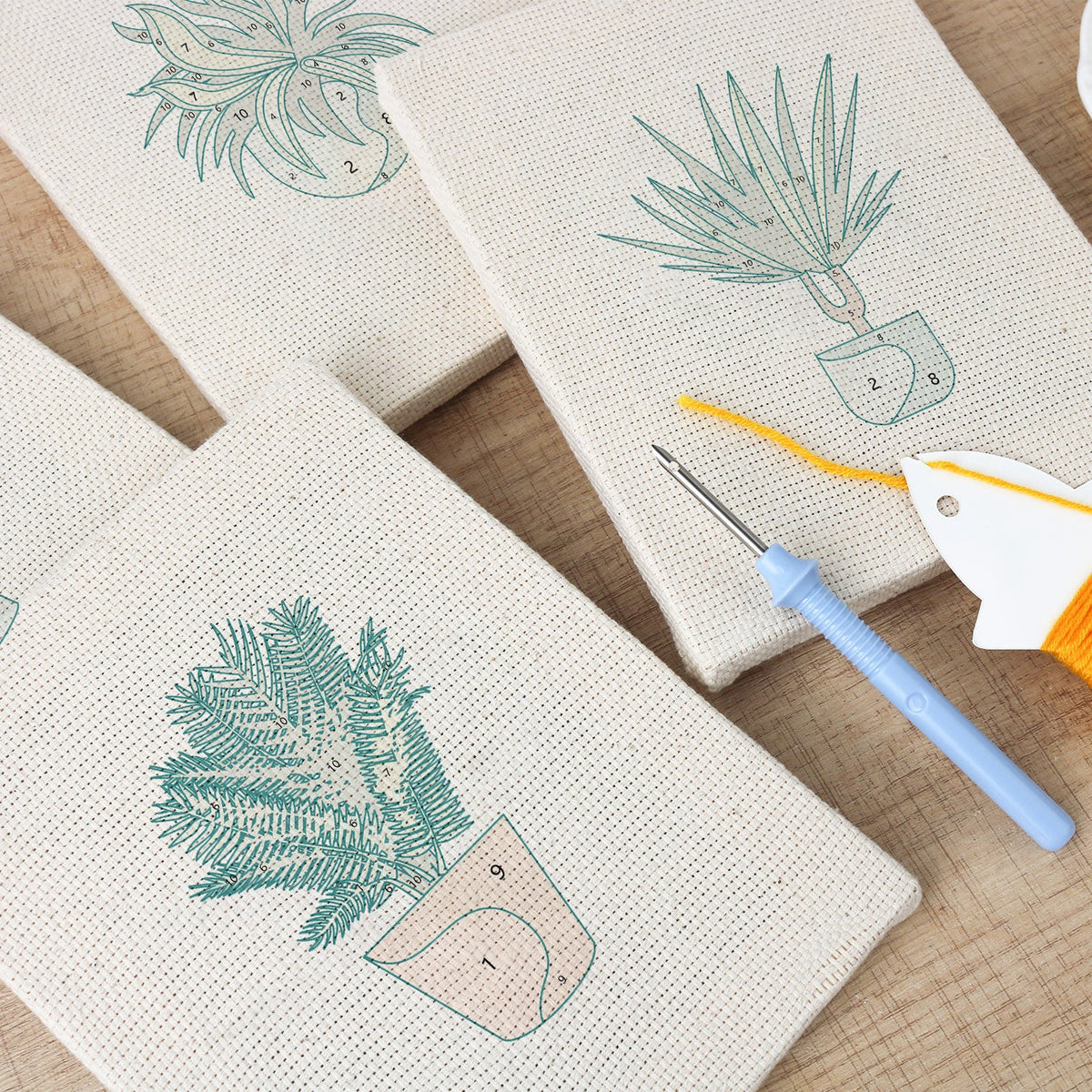Coffret punch needle 4 pièces Tranquil Plants